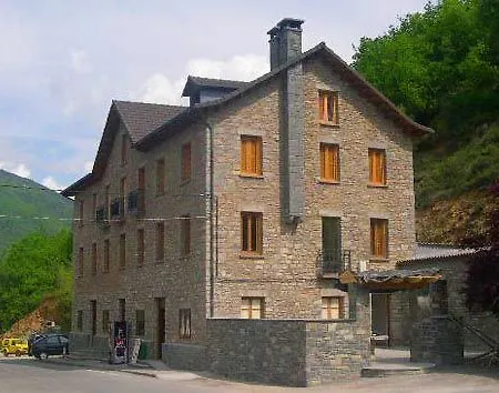 Rio Ara Bellosta By Vivere בית הארחה פיסקאל